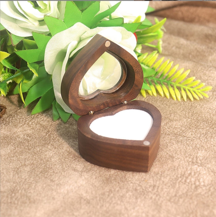 Love's Window Ring Box-JPM0255