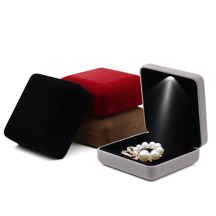 Velvet Brooch Memorial Pin Badge Box with LED - Jewelry Packaging Mall