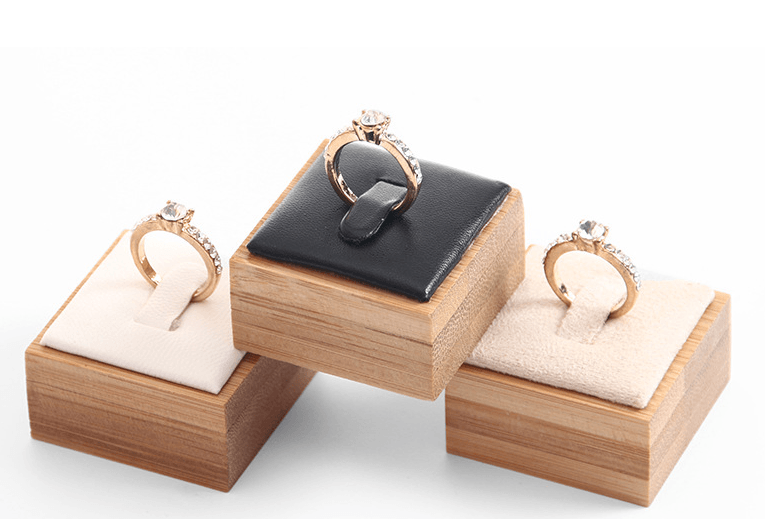 Single Ring Clip Wooden Block Display - Jewelry Packaging Mall